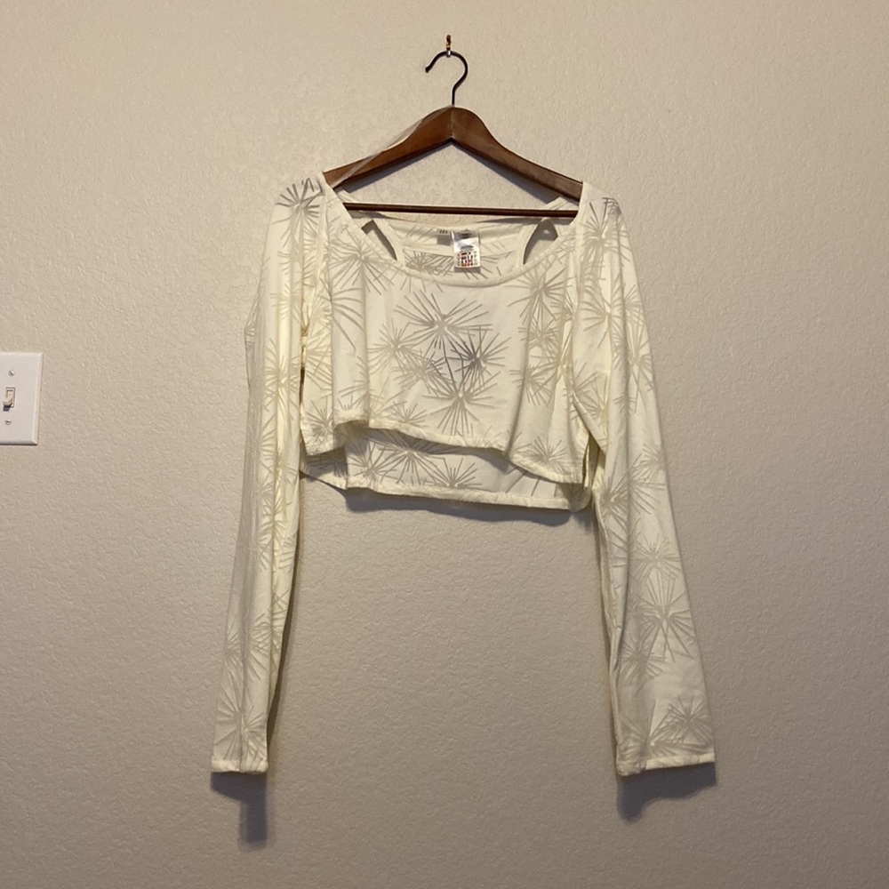 Adidas layering top - legacy - XL NWT